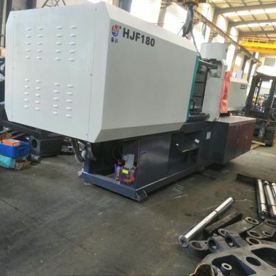 التلقائي الكامل لونين حقن صب الإله لصنع PP PS كرسي بلاستيك